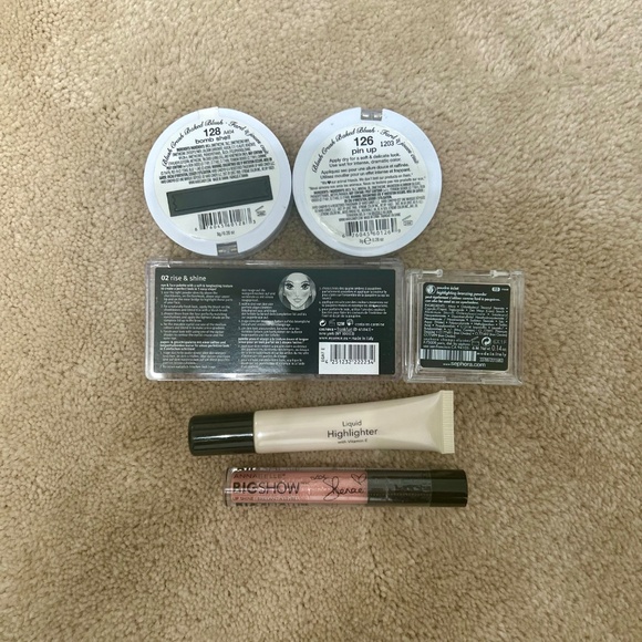 NWT Pink and Neutral Makeup Bundle-Eye & Face Palette, 2 Blushes, Lipgloss etc… - Picture 2 of 13